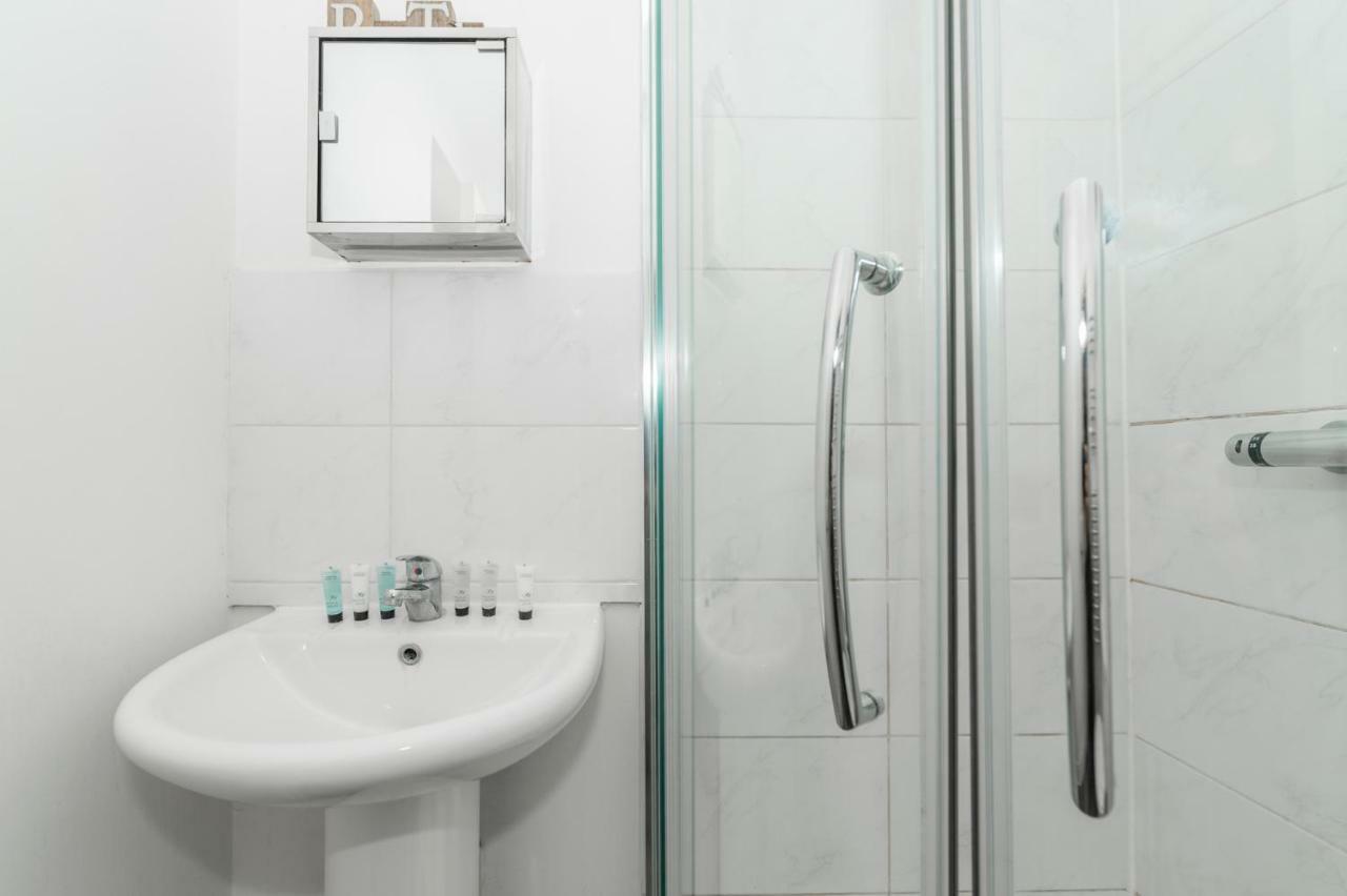 Pml Apartments Edgware Road Londra Esterno foto